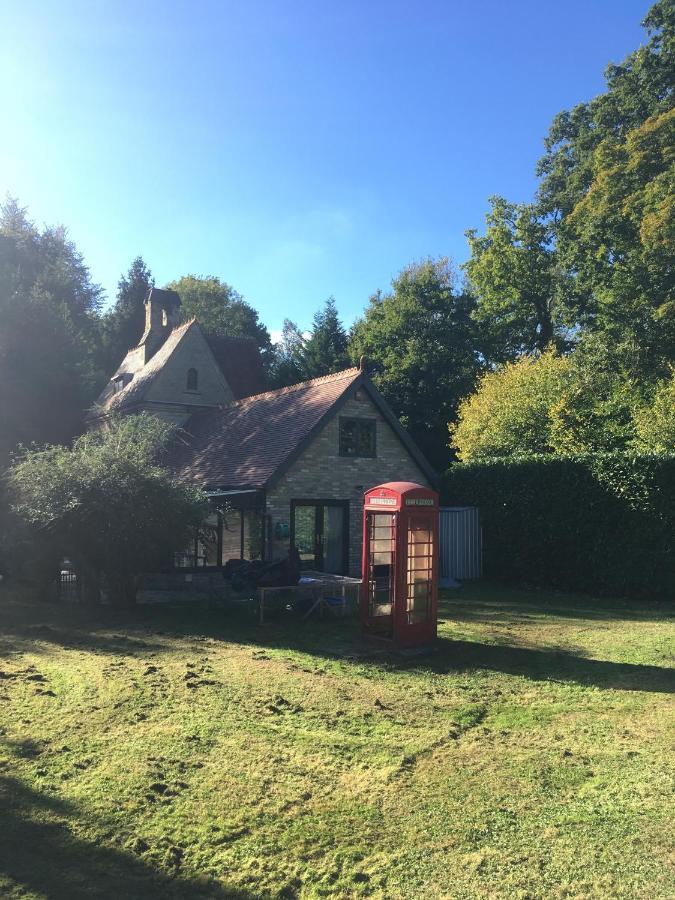 South Lodge House Dormansland Kültér fotó